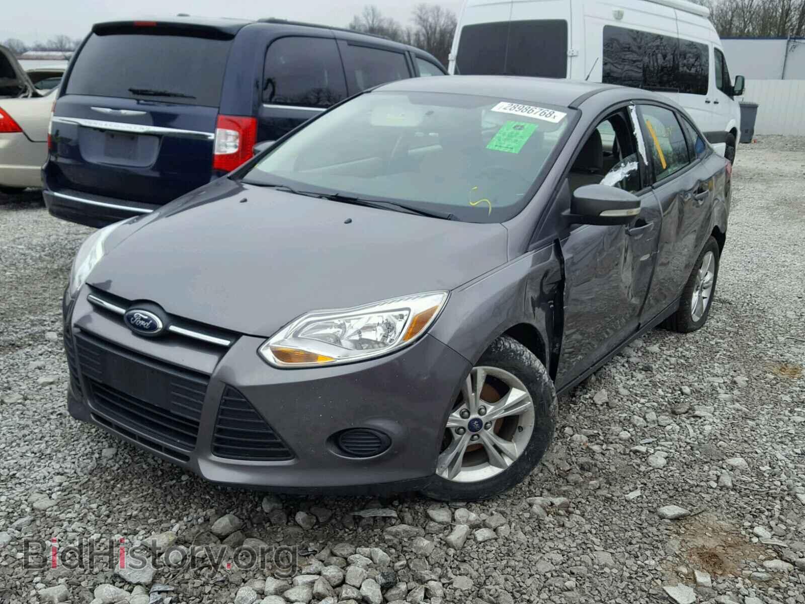 2013 FORD FOCUS - VIN: 1FADP3F22DL143453 - Photo 2