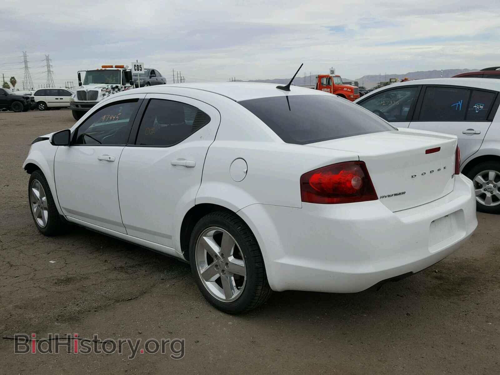 2011 DODGE AVENGER - VIN: 1B3BD2FG8BN591604 - Фото 3