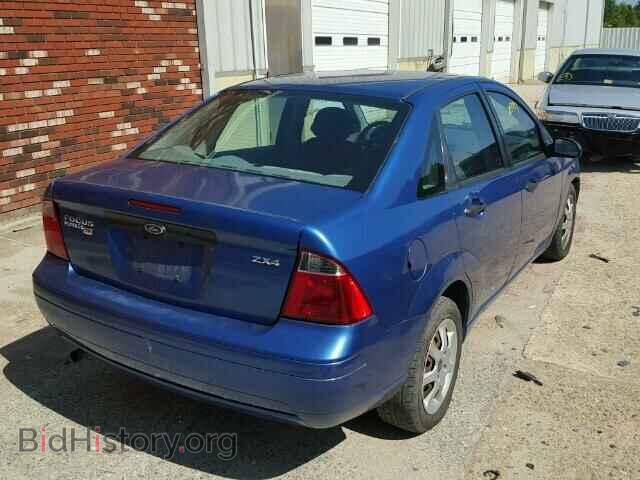 2005 FORD FOCUS - VIN: 1FAFP34NX5W220947 - Фото 4