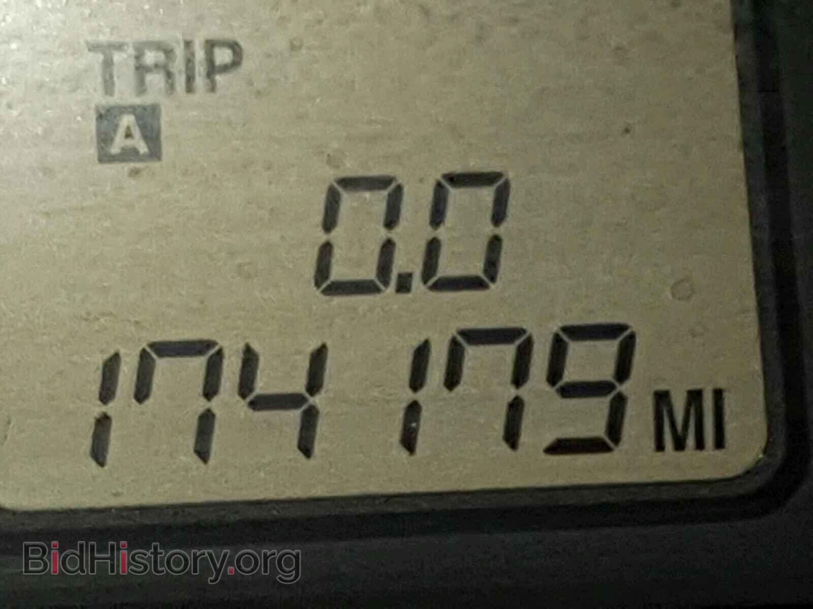 2007 KIA OPTIMA - VIN: KNAGE123X75104017 - Фото 8