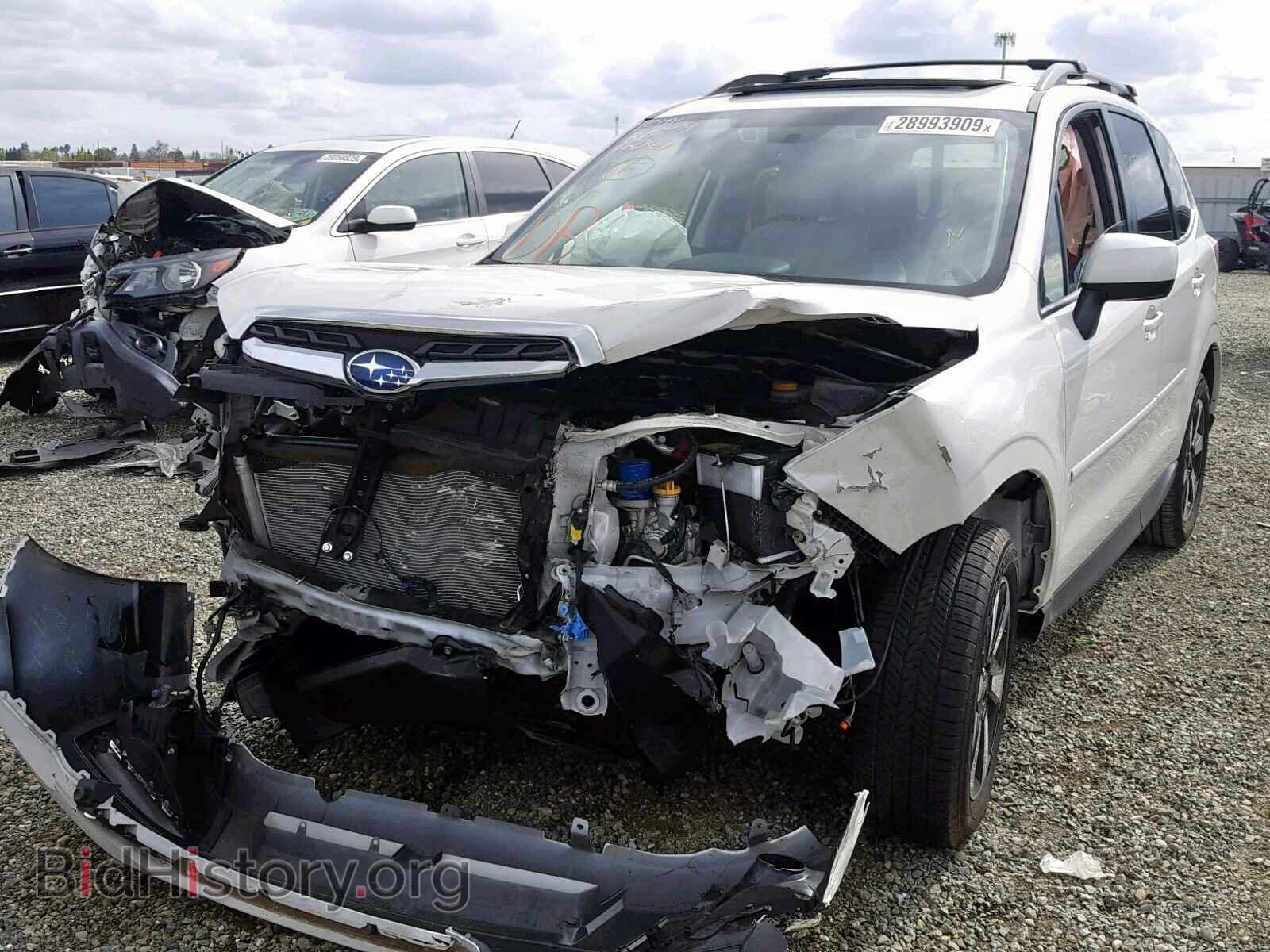 2017 SUBARU FORESTER - VIN: JF2SJAGC8HH493372 - Фото 2