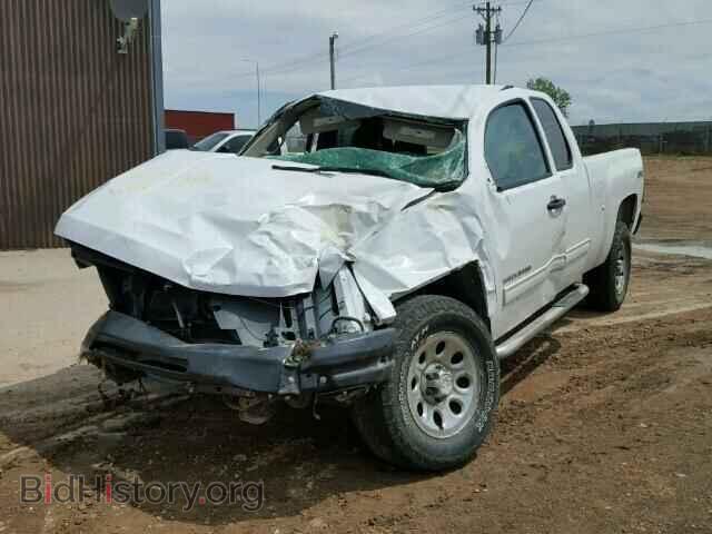 2011 CHEVROLET SILVERADO - VIN: 1GCRKSE38BZ224664 - Фото 2