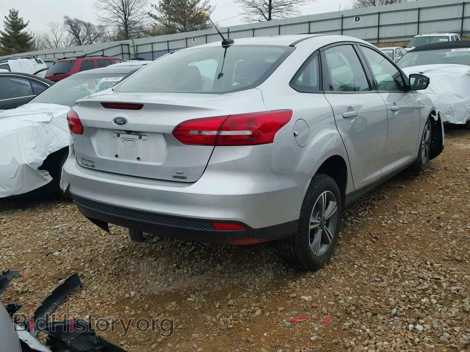 2017 FORD FOCUS - VIN: 1FADP3FE3HL342642 - Фото 4