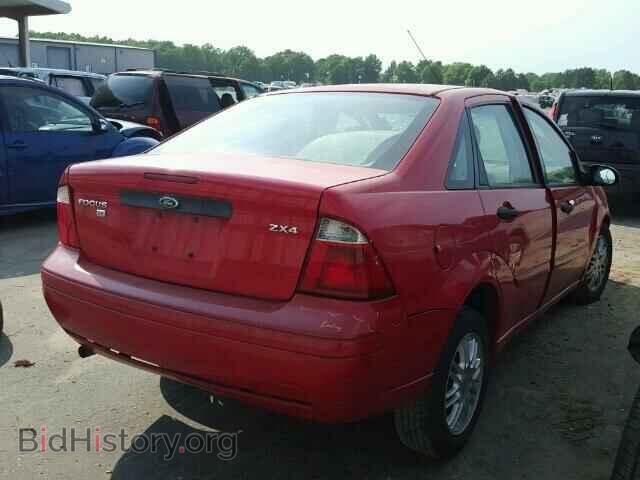 2005 FORD FOCUS - VIN: 1FAFP34NX5W213836 - Фото 4