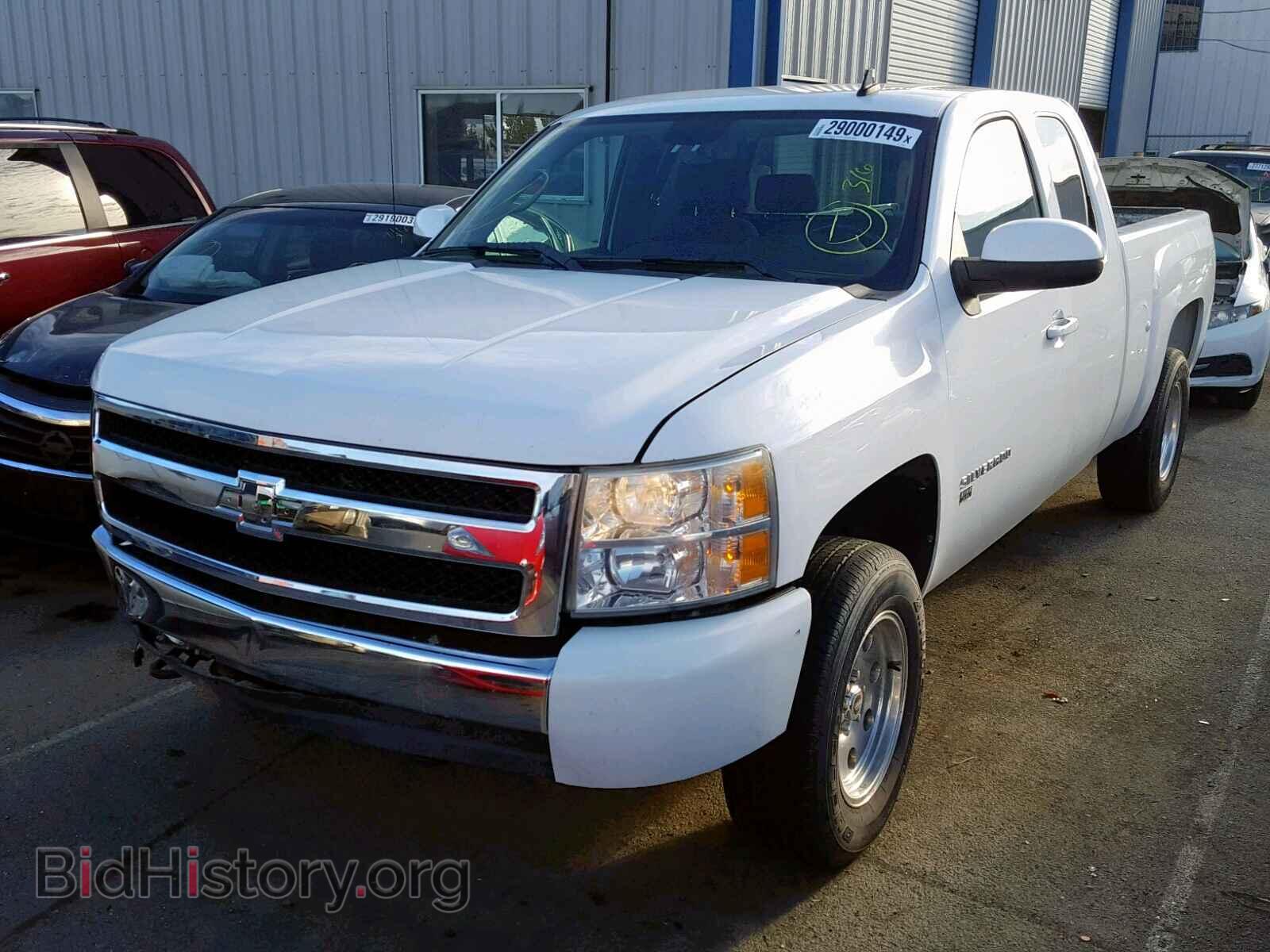 2008 CHEVROLET SILVERADO - VIN: 1GCEC19J48Z273013 - Фото 2