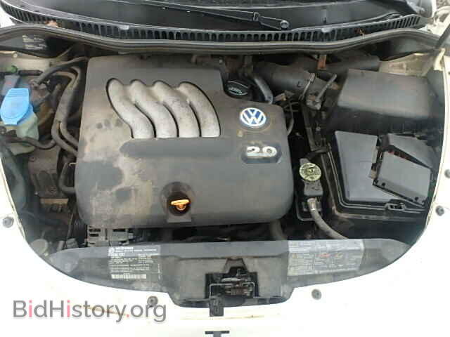 2000 VOLKSWAGEN BEETLE - VIN: 3VWCA21C0YM407871 - Фото 7