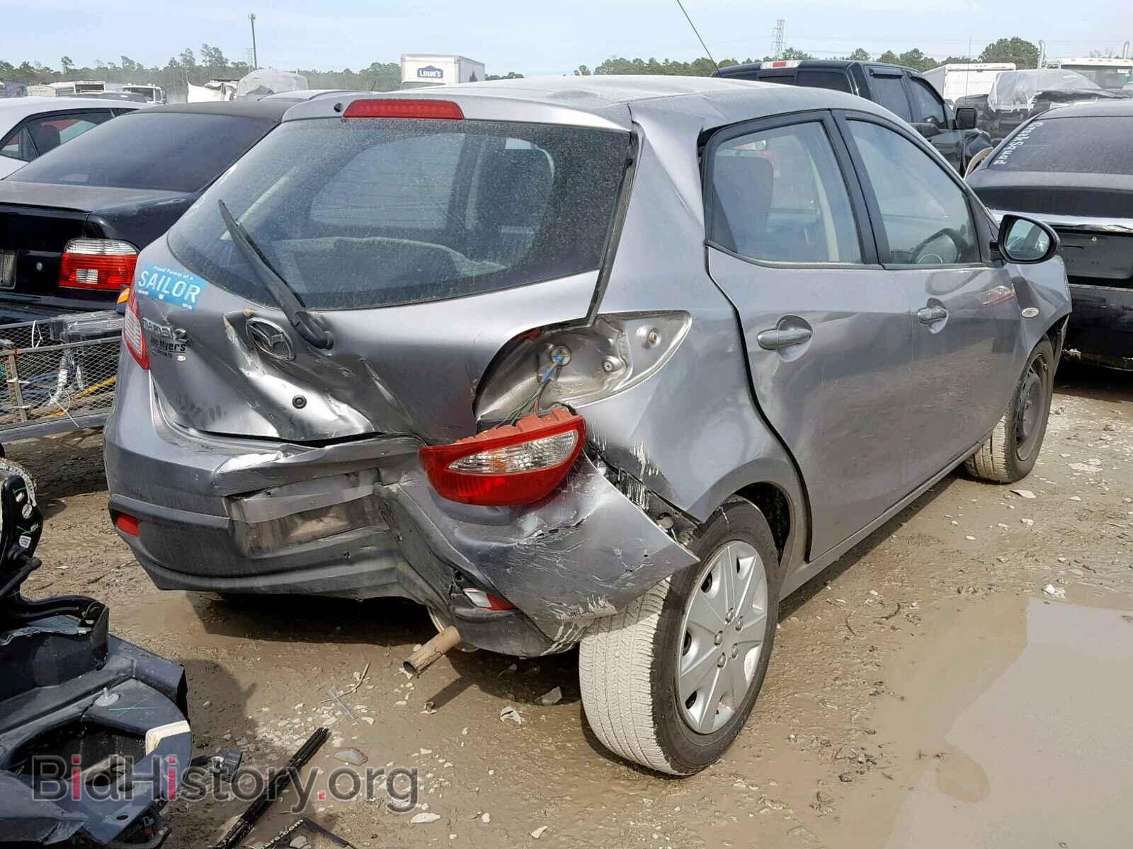 2011 MAZDA 2 - VIN: JM1DE1HY8B0124300 - Photo 4