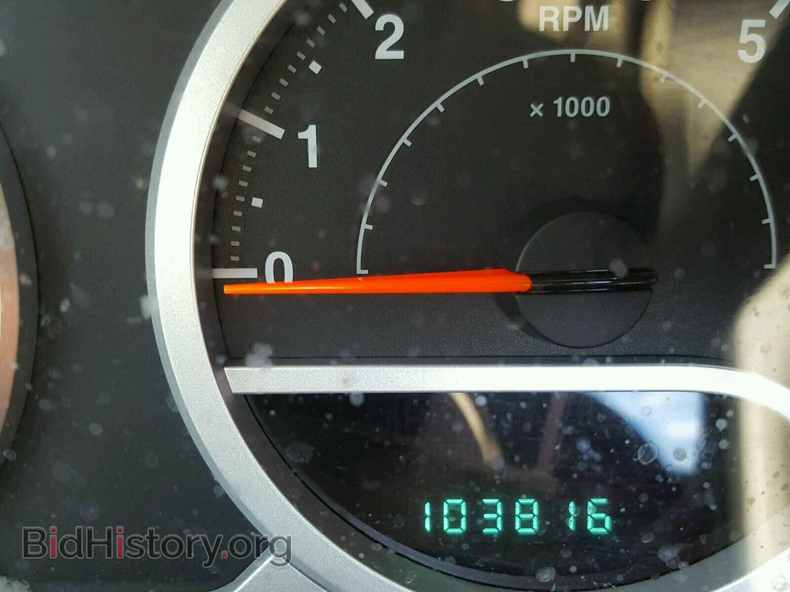 2010 JEEP WRANGLER - VIN: 1J4AA5D19AL103705 - Фото 8