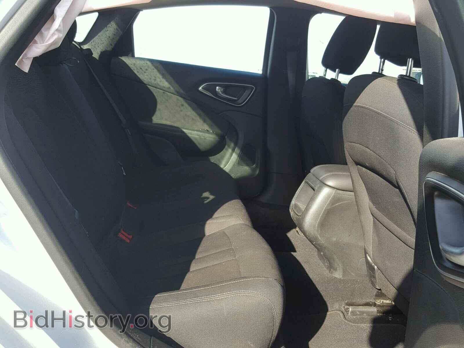 2015 CHRYSLER 200 - VIN: 1C3CCCAB3FN678294 - Photo 6