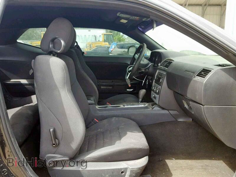 2010 Dodge CHALLENGER (VIN 2B3CJ4DV0AH218994) — фото 5 из 10
