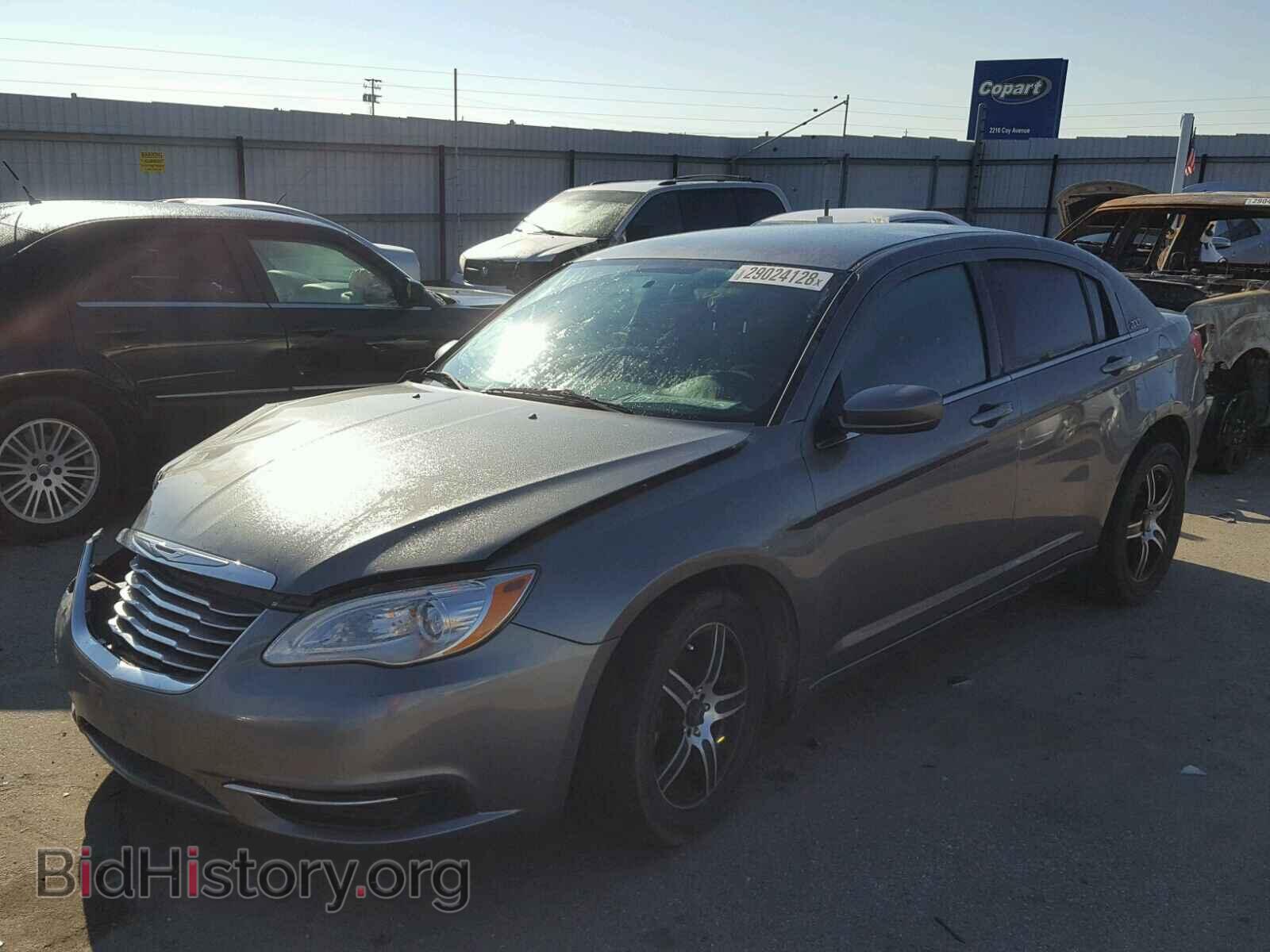 2012 CHRYSLER 200 - VIN: 1C3CCBAB6CN273780 - Фото 2