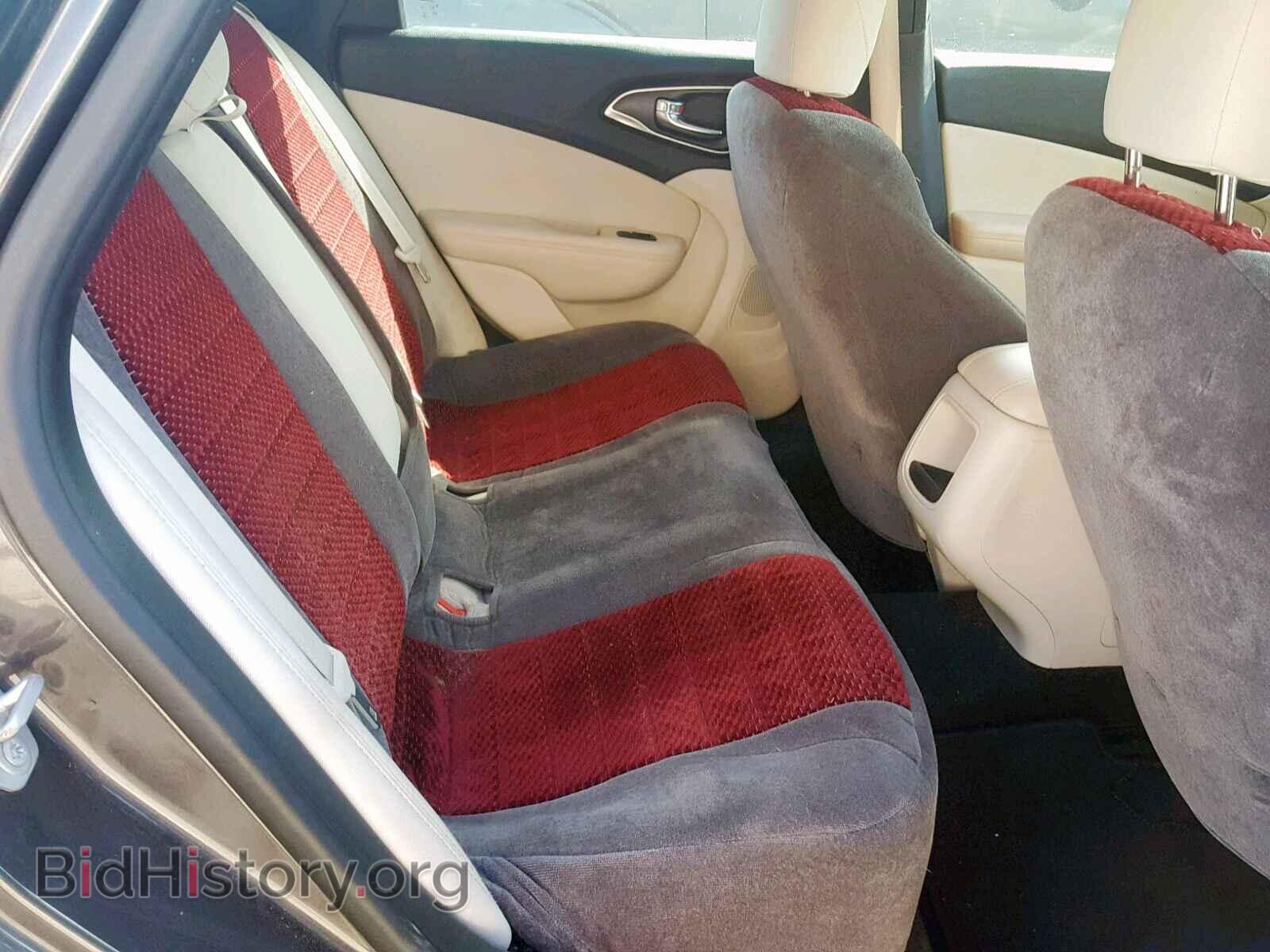 2016 CHRYSLER 200 - VIN: 1C3CCCAB8GN116232 - Photo 6