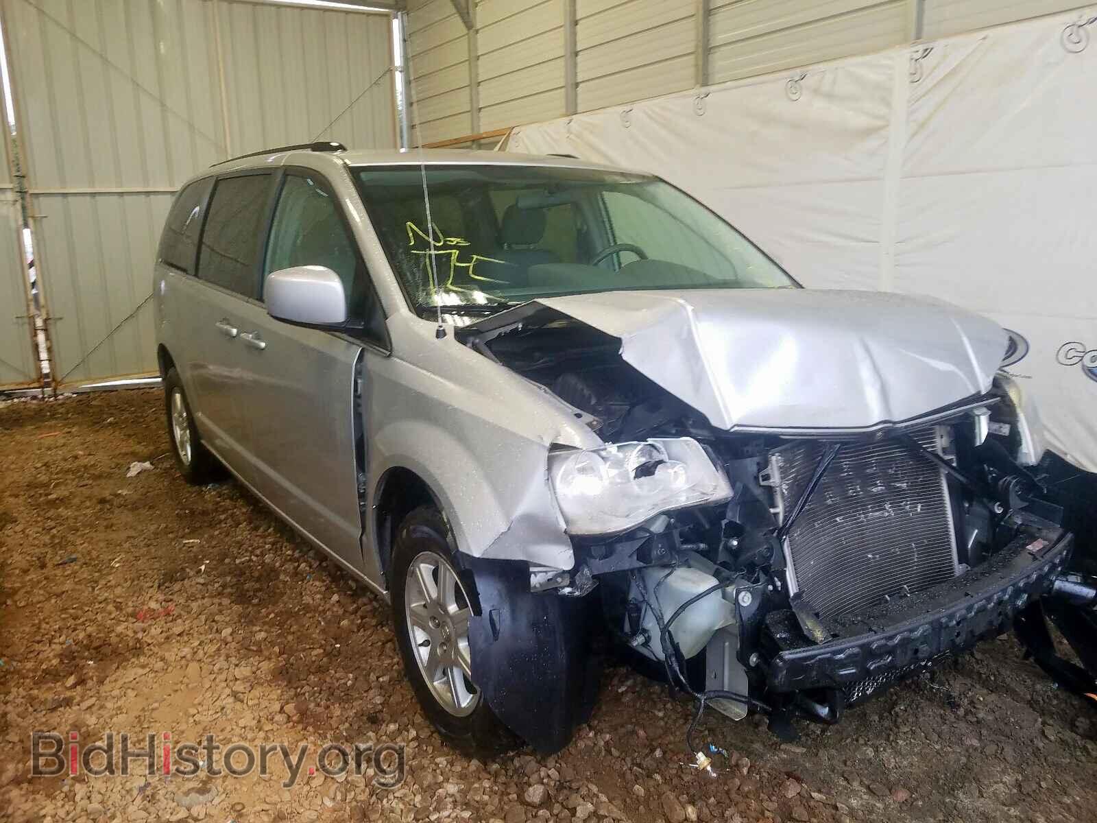 Фотография 2A4RR5D17AR265982 - CHRYSLER TOWN & COU 2010