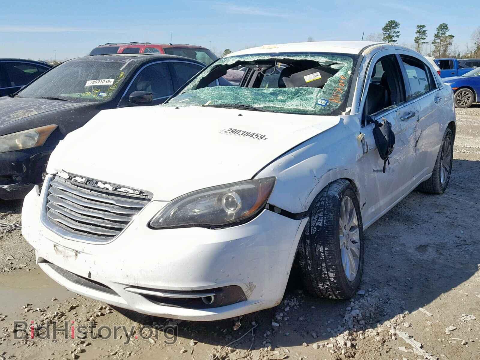 2013 CHRYSLER 200 - VIN: 1C3CCBCG6DN527143 - Photo 2