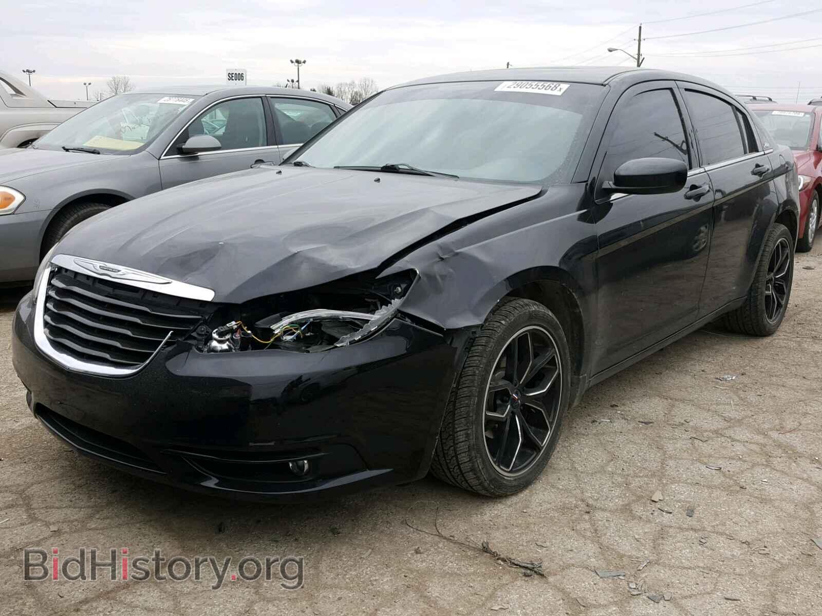 2011 CHRYSLER 200 - VIN: 1C3BC8FG6BN567875 - Фото 2