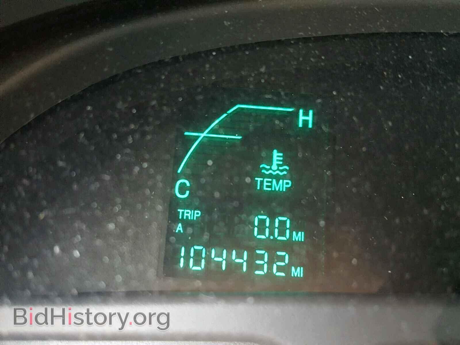2001 CADILLAC DEVILLE - VIN: 1G6KD54YX1U190669 - Photo 8