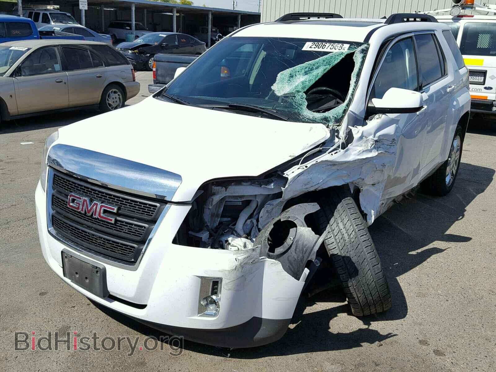 2011 GMC TERRAIN - VIN: 2CTFLUE52B6308461 - Photo 2