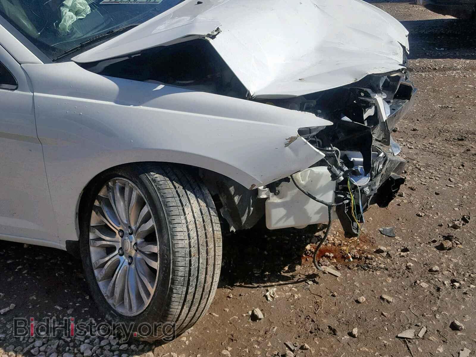 2012 CHRYSLER 200 - VIN: 1C3CCBCB4CN123664 - Фото 9