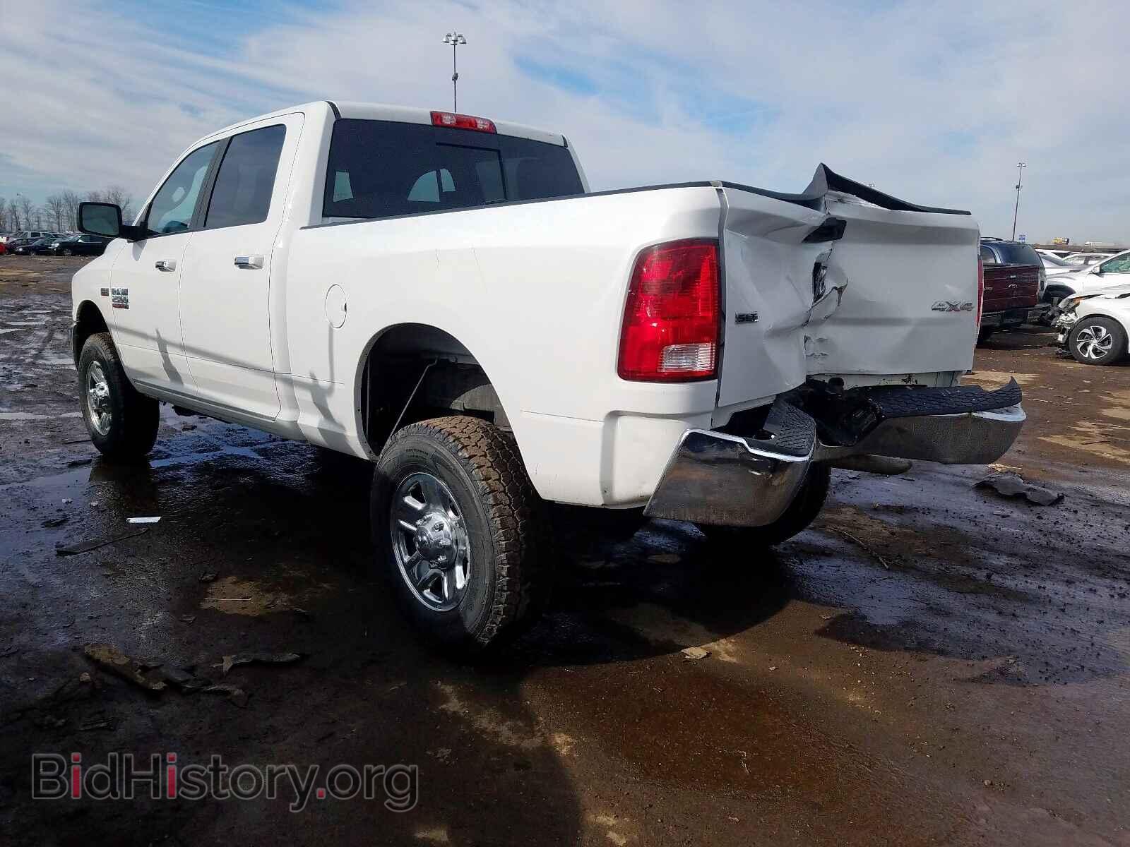 2018 RAM 2500 - VIN: 3C6TR5DT1JG216092 - Photo 3