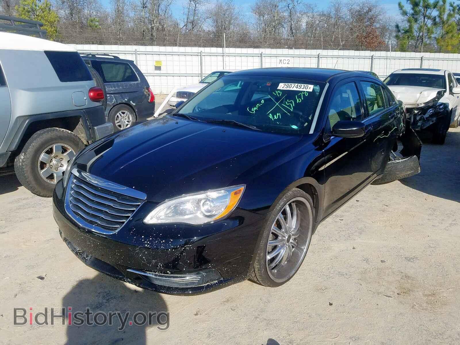 2014 CHRYSLER 200 - VIN: 1C3CCBAB2EN122065 - Фото 2