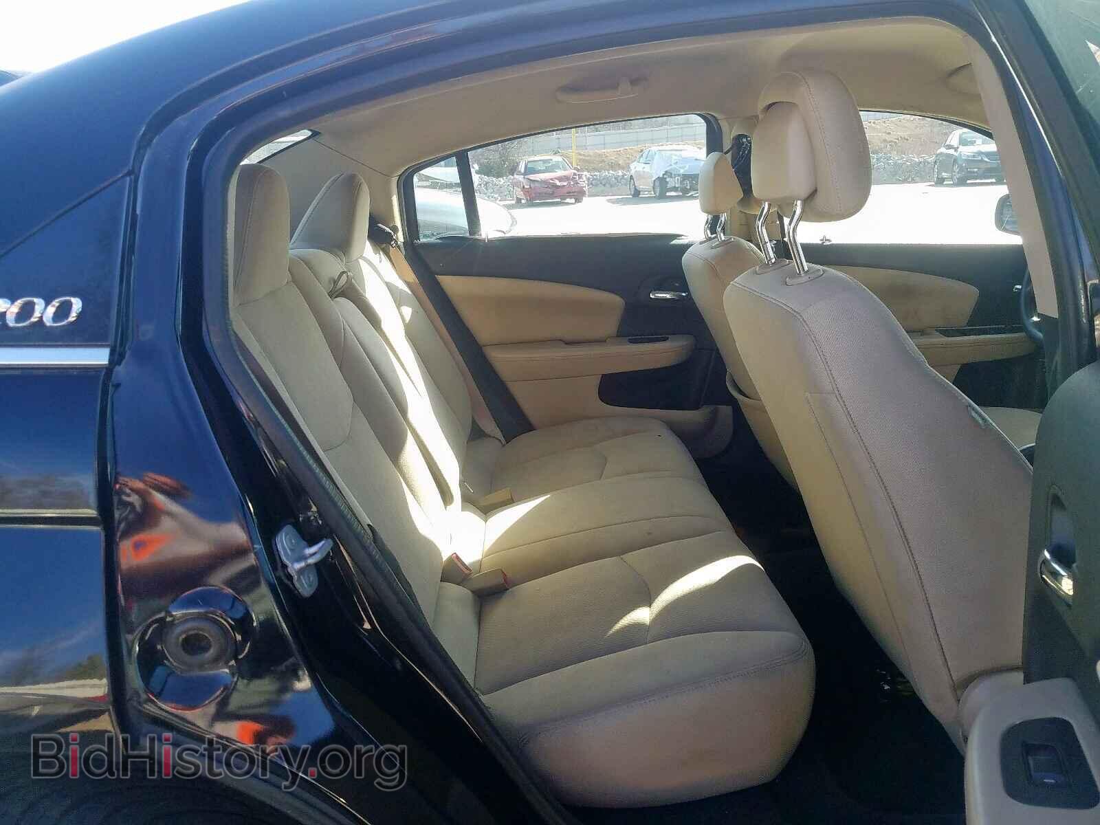 2014 CHRYSLER 200 - VIN: 1C3CCBAB2EN122065 - Фото 6