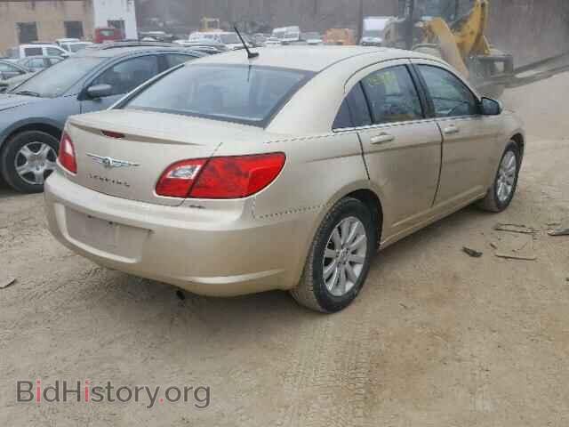 2010 CHRYSLER SEBRING - VIN: 1C3CC5FB2AN208707 - Фото 4