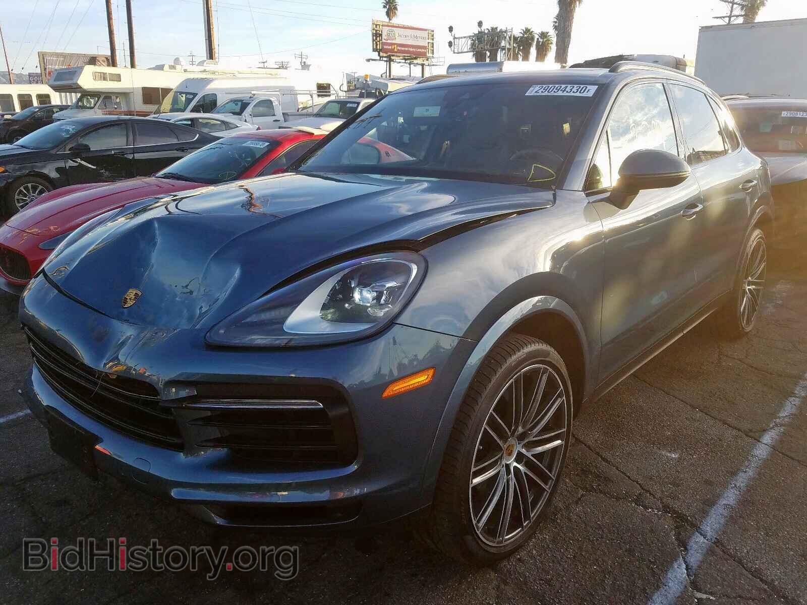 2019 PORSCHE CAYENNE - VIN: WP1AA2AY1KDA17806 - Photo 2