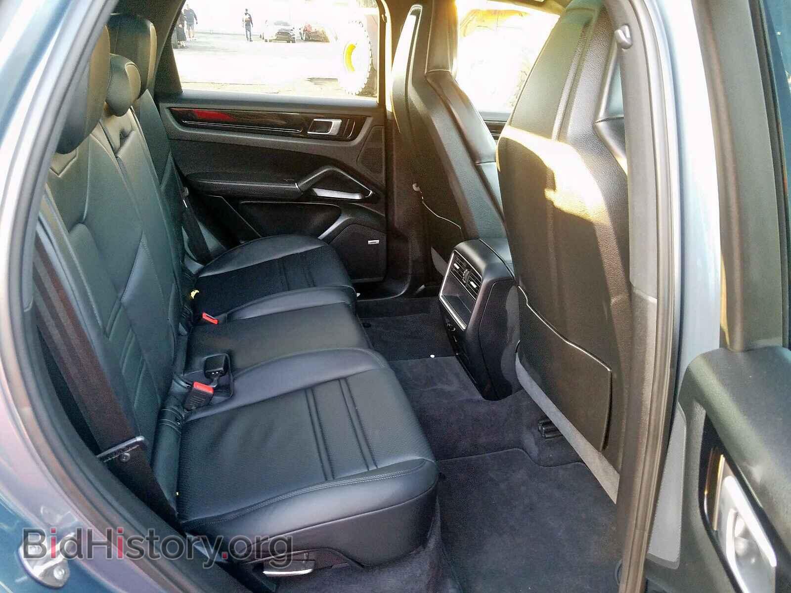 2019 PORSCHE CAYENNE - VIN: WP1AA2AY1KDA17806 - Photo 6