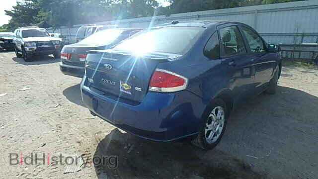2009 FORD FOCUS - VIN: 1FAHP36NX9W214240 - Photo 4