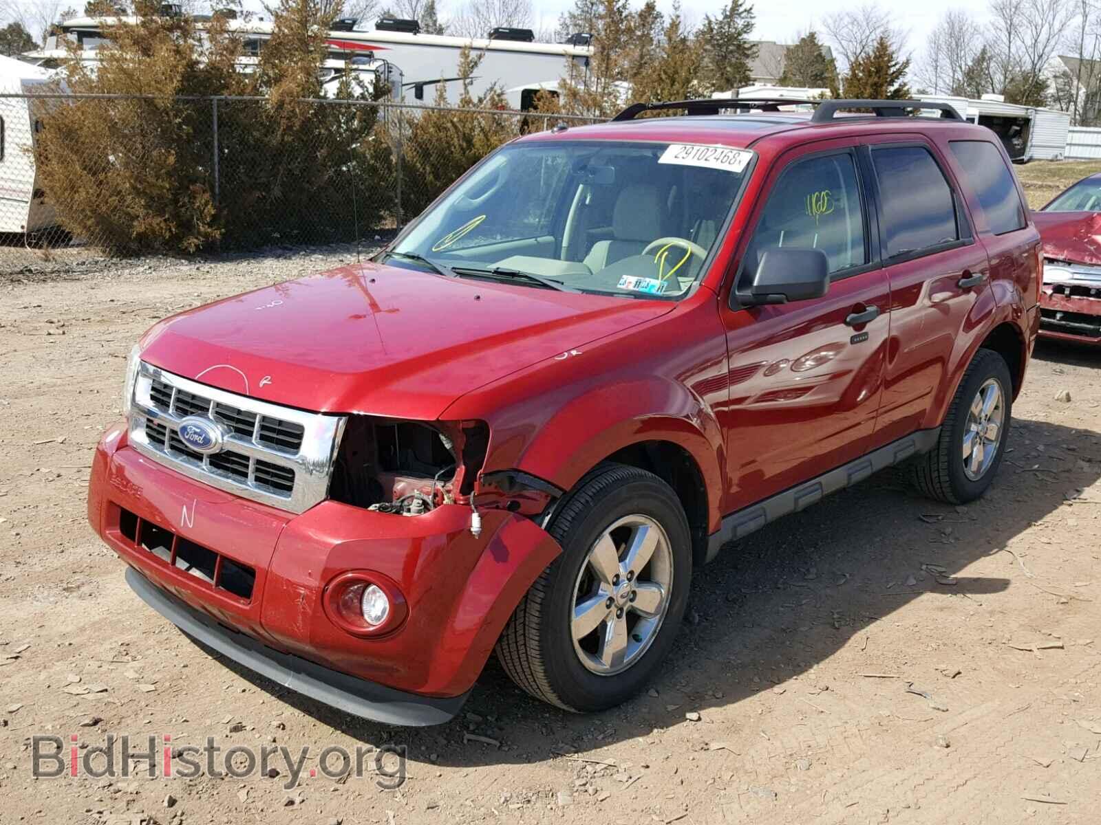 2011 FORD ESCAPE - VIN: 1FMCU9D71BKA41396 - Фото 2