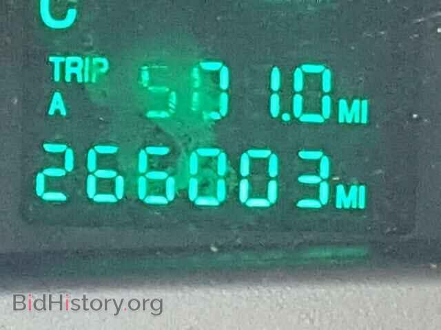 2000 CADILLAC DEVILLE - VIN: 1G6KD54Y4YU330161 - Photo 8