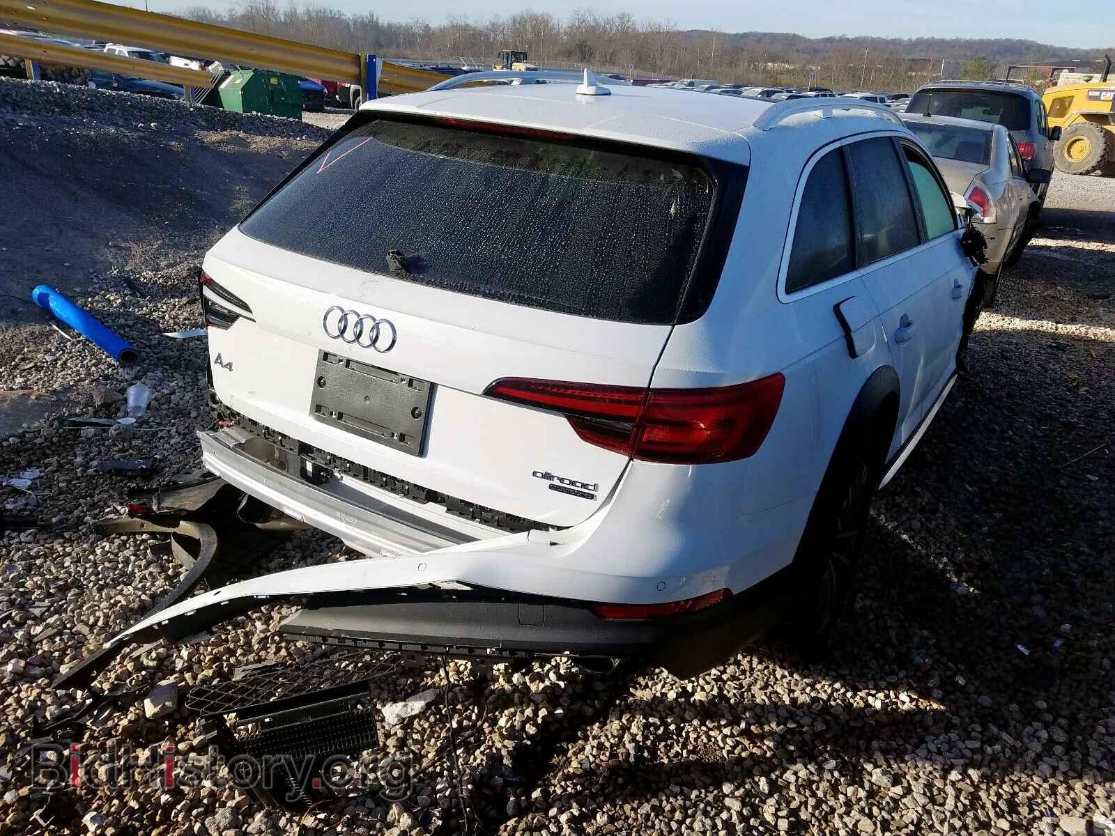 2018 AUDI A4 - VIN: WA19NBF4XJA021412 - Фото 4