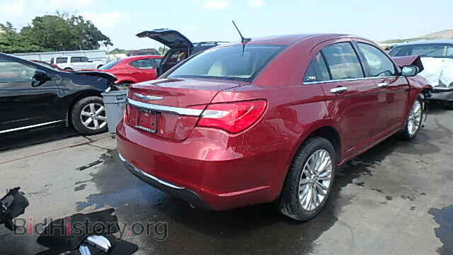 2011 CHRYSLER 200 - VIN: 1C3BC2FG6BN575441 - Фото 4