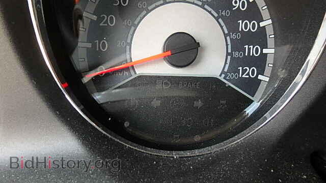 2011 CHRYSLER 200 - VIN: 1C3BC2FG6BN575441 - Фото 8