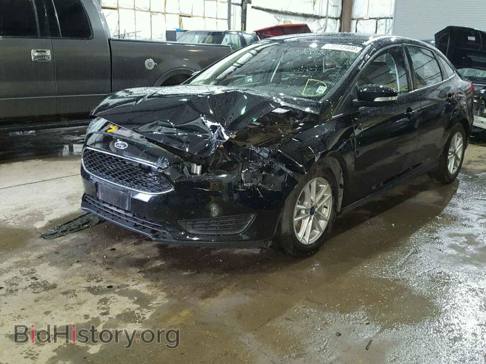 2017 FORD FOCUS - VIN: 1FADP3F2XHL211228 - Photo 2