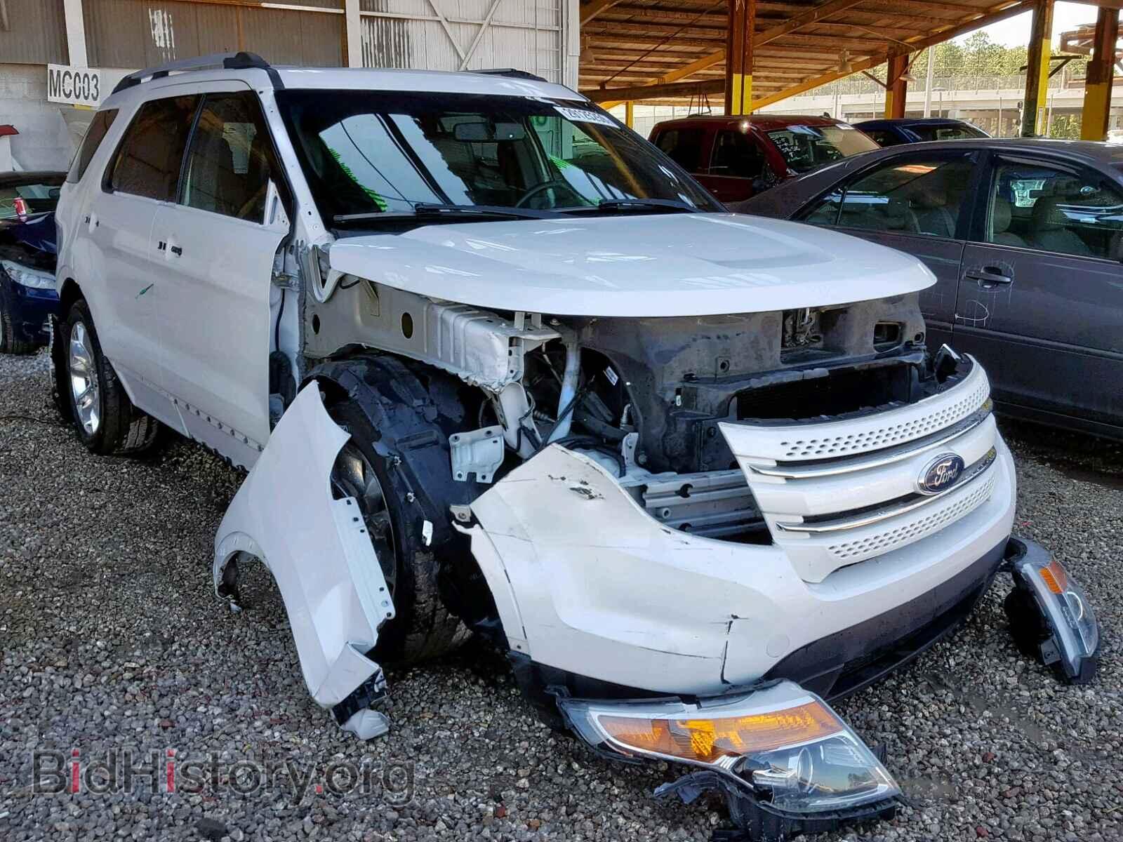 Photo  - FORD EXPLORER L 2011
