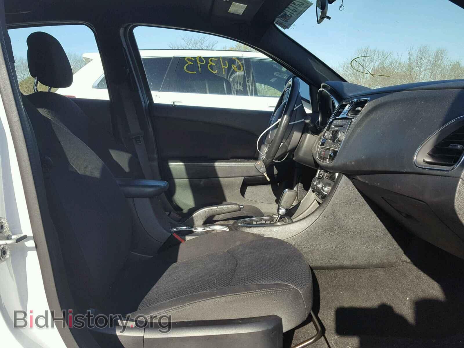 2013 CHRYSLER 200 - VIN: 1C3CCBBG0DN743877 - Фото 5