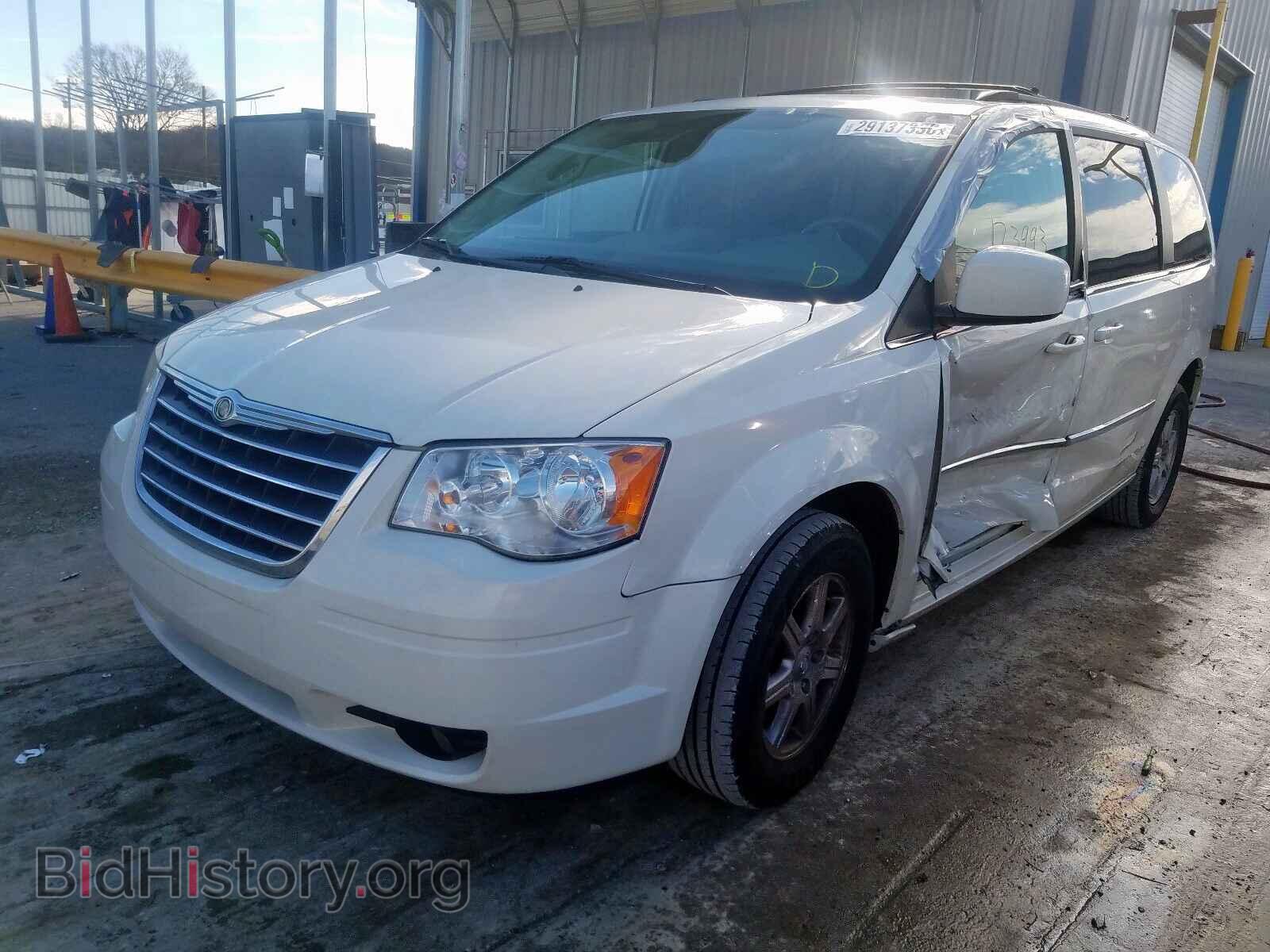2010 CHRYSLER MINIVAN - VIN: 2A4RR5D18AR501023 - Фото 2
