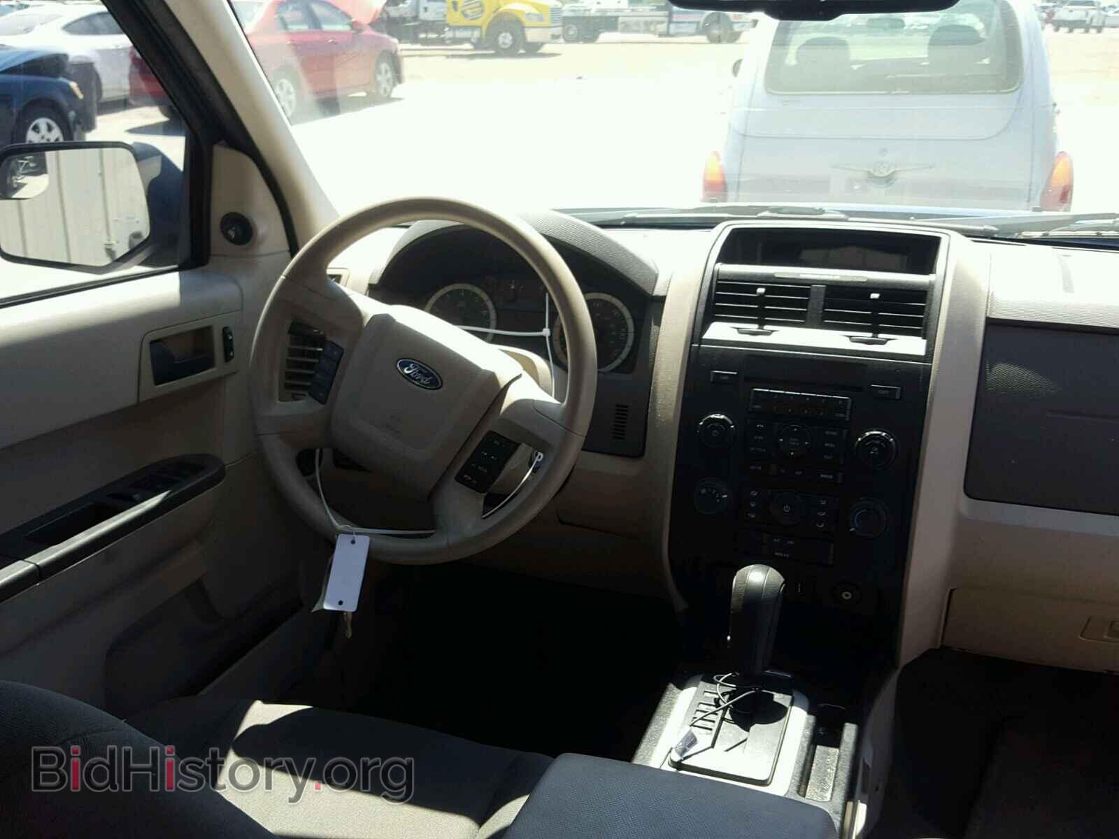 2011 FORD ESCAPE - VIN: 1FMCU0C74BKB70584 - Фото 9
