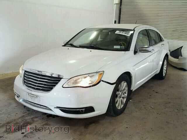 2013 CHRYSLER 200 - VIN: 1C3CCBCG4DN638242 - Фото 2