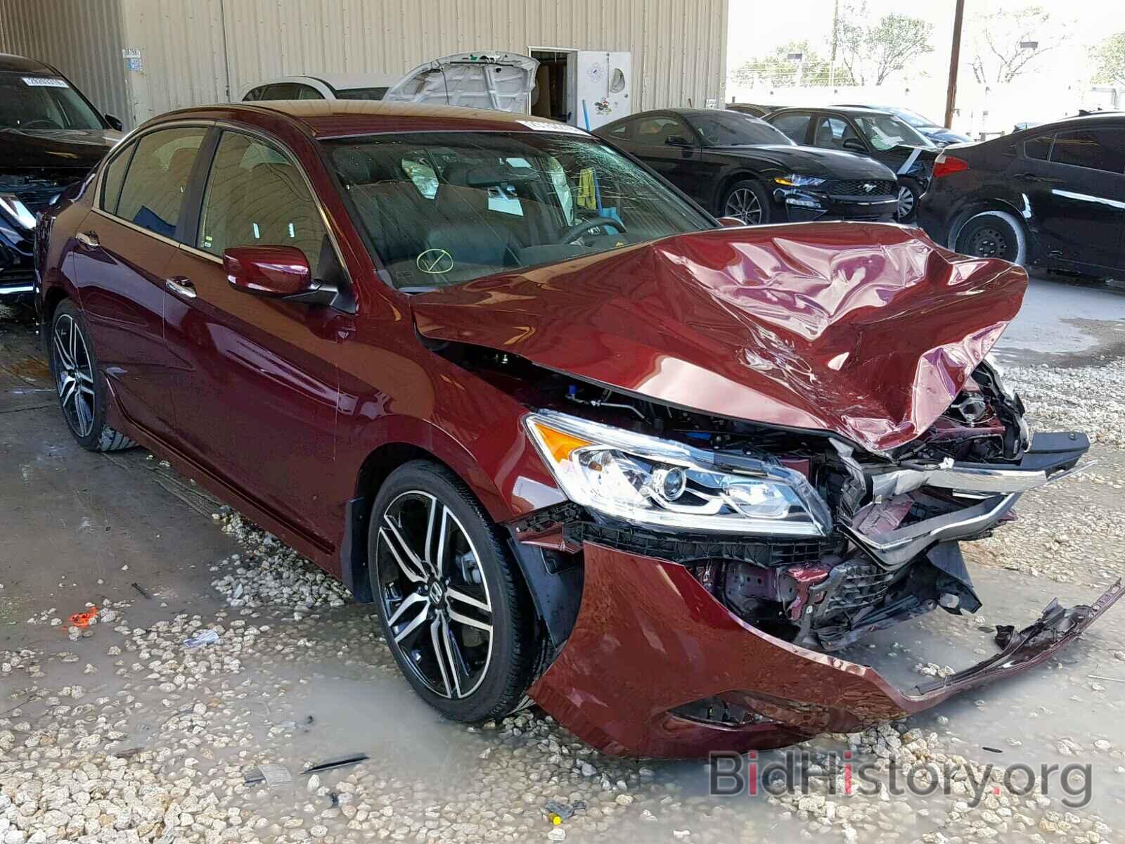 Photo 1HGCR2F17HA019814 - HONDA ACCORD SPO 2017