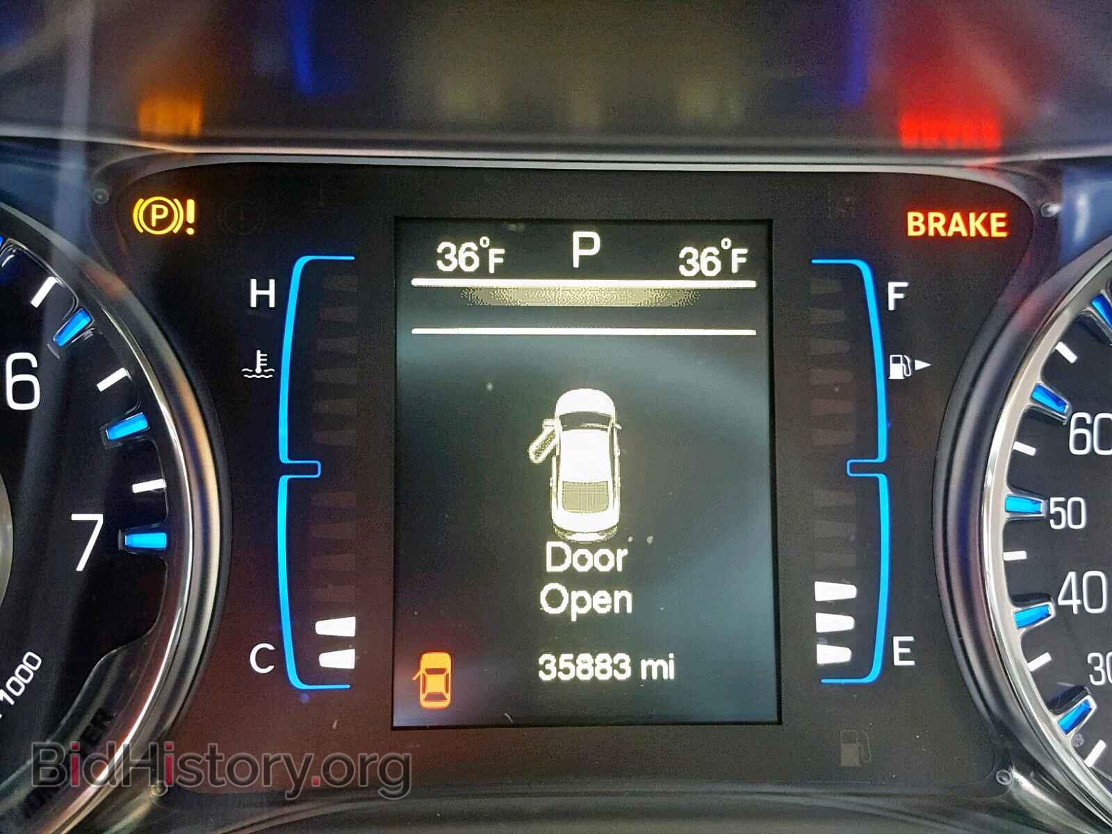 2016 CHRYSLER 200 - VIN: 1C3CCCAB1GN167586 - Фото 8