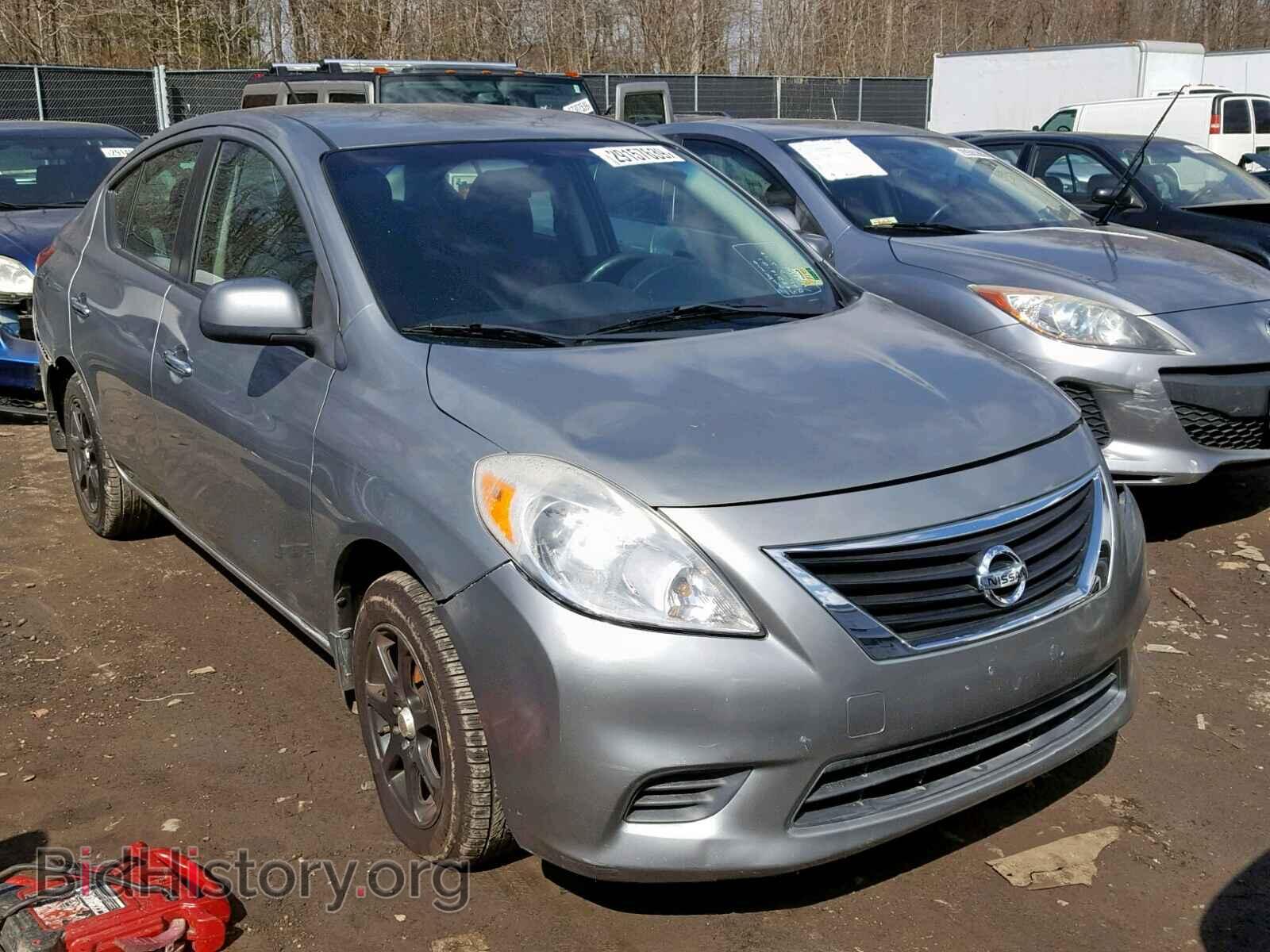 Фотография  - NISSAN VERSA 2012