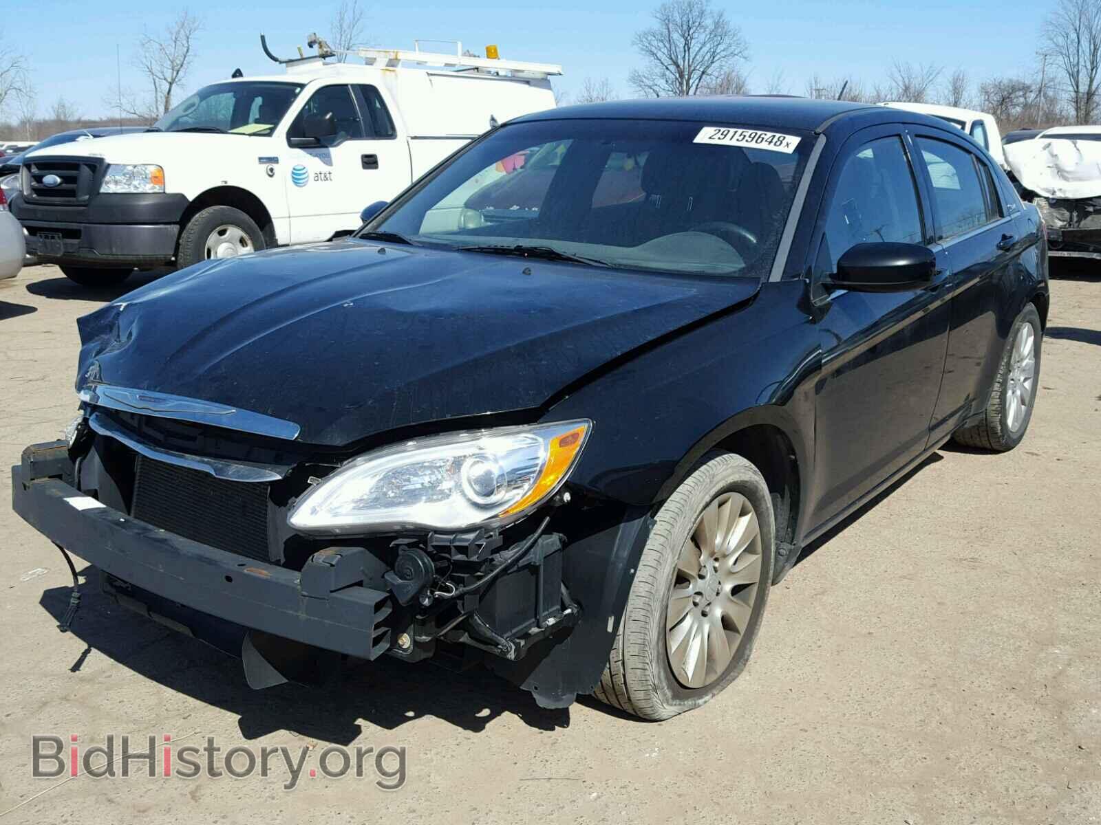 2013 CHRYSLER 200 - VIN: 1C3CCBAB3DN734161 - Photo 2