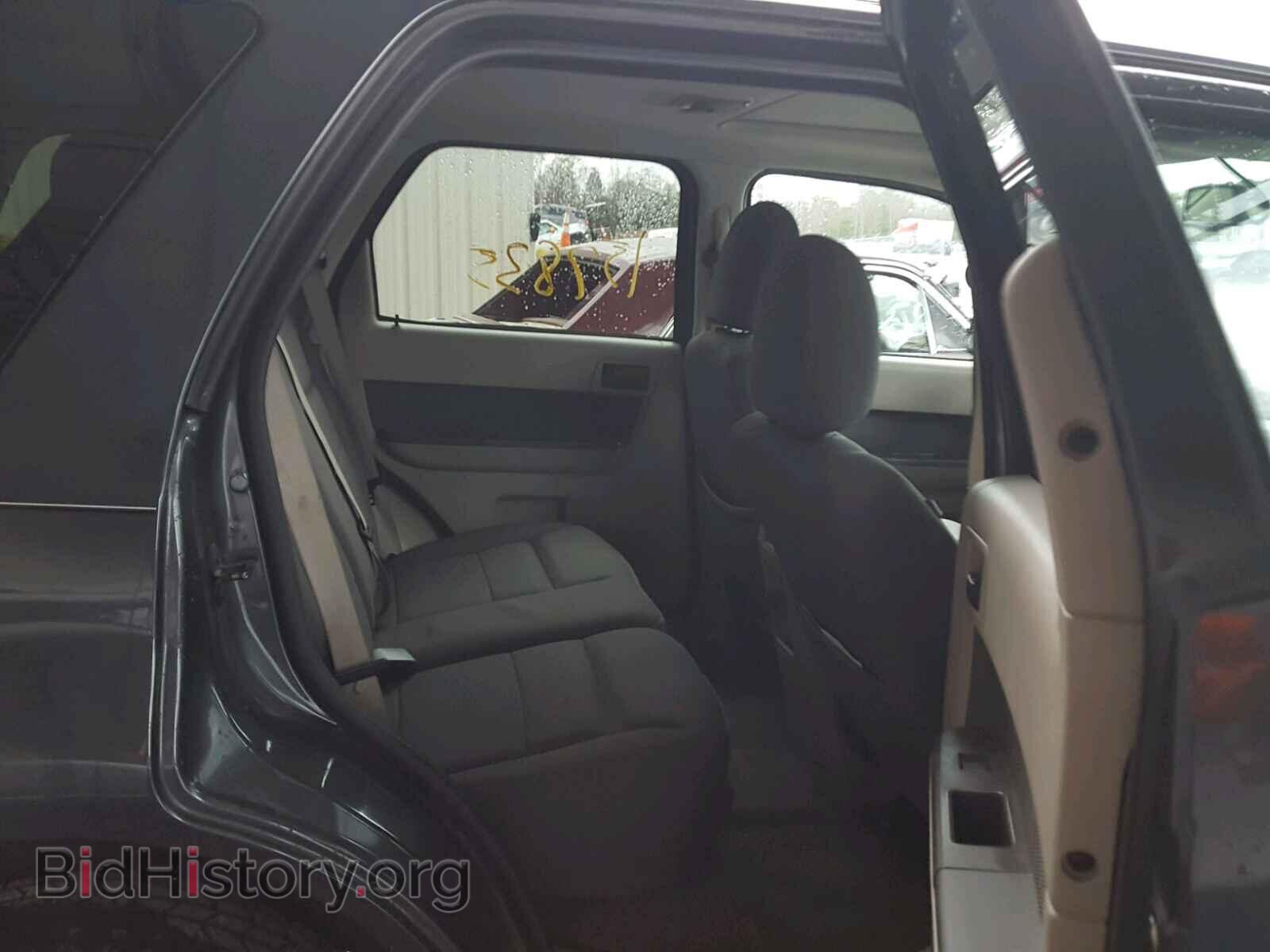 2009 FORD ESCAPE - VIN: 1FMCU03769KB11126 - Фото 6