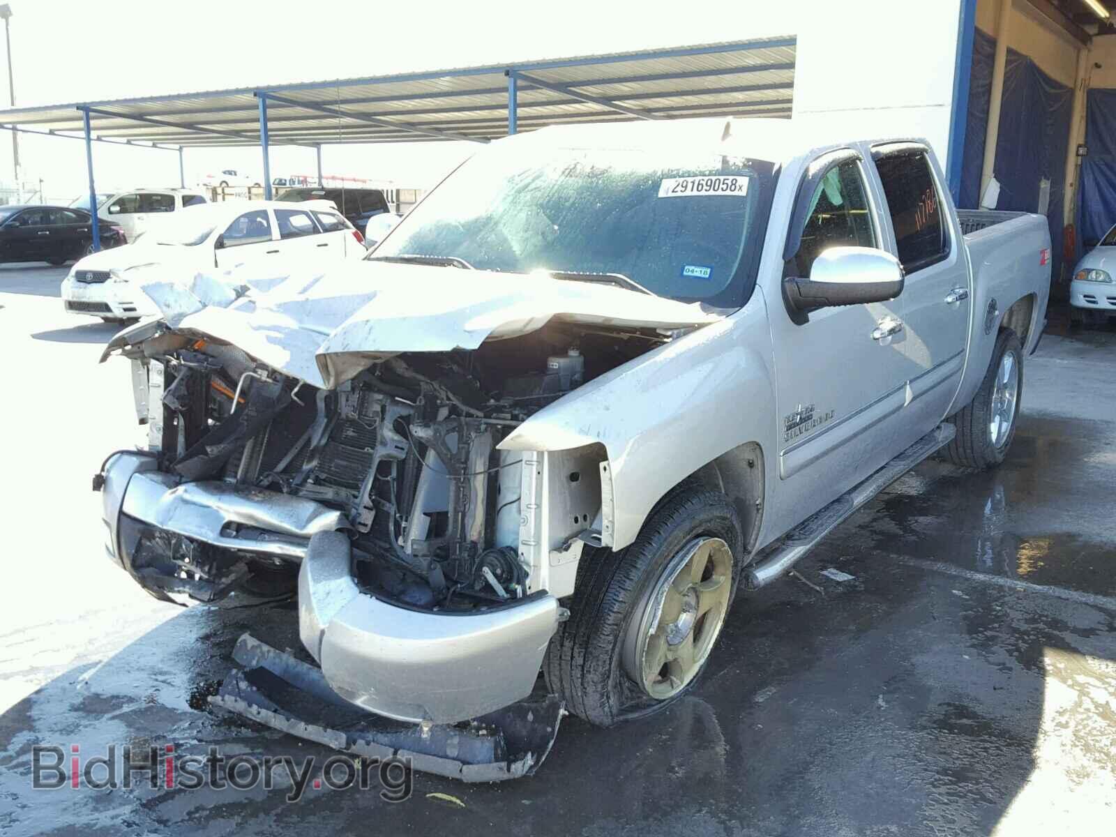 2011 CHEVROLET SILVERADO - VIN: 3GCPCSE02BG258464 - Фото 2