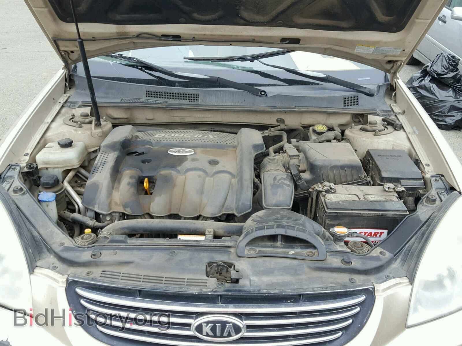 2007 KIA OPTIMA - VIN: KNAGE123775106260 - Photo 7