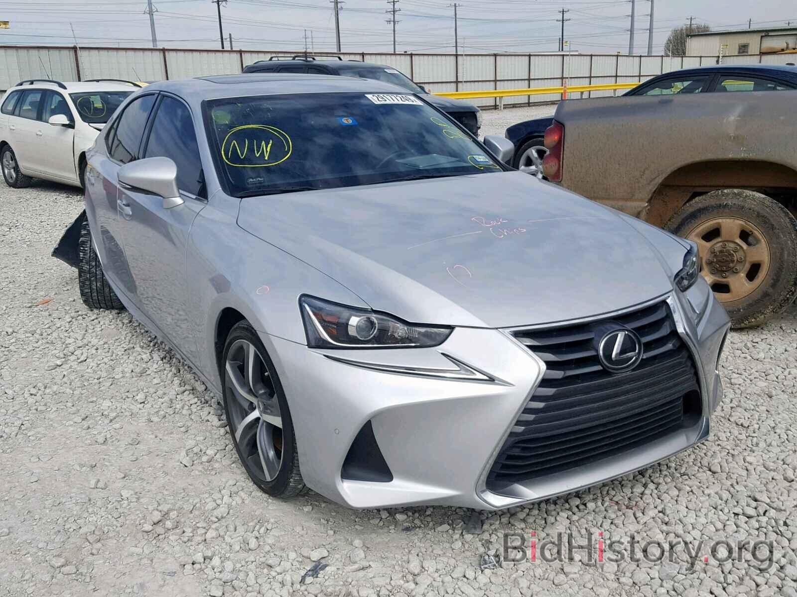 Photo JTHBA1D28H5049547 - LEXUS IS 2017