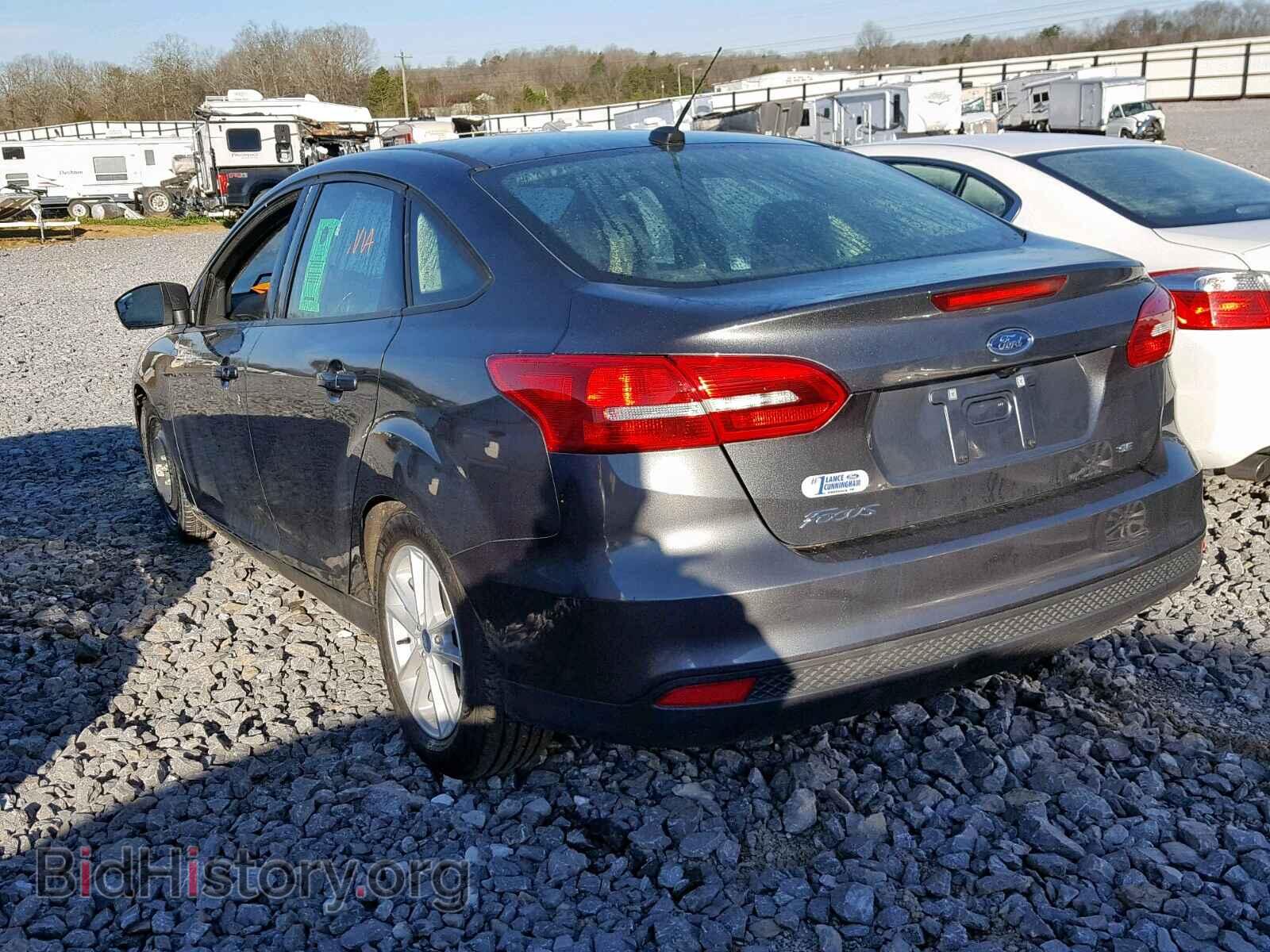 2018 FORD FOCUS SE - VIN: 1FADP3F25JL301747 - Фото 3