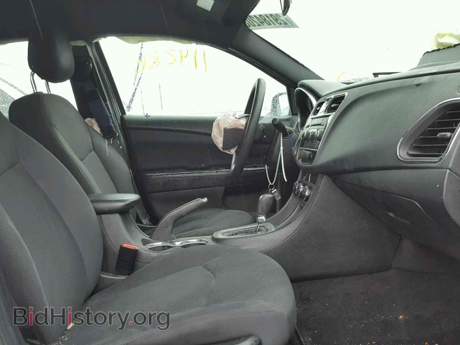 2013 CHRYSLER 200 - VIN: 1C3CCBAB5DN647751 - Фото 5